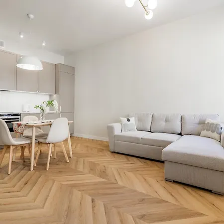 Apartament K73urbannest *