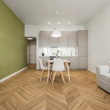 Апартаменты K73urbannest *