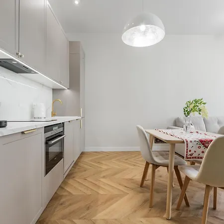 K73urbannest * Вроцлав